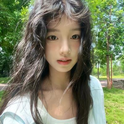 欲海女王蜂海报